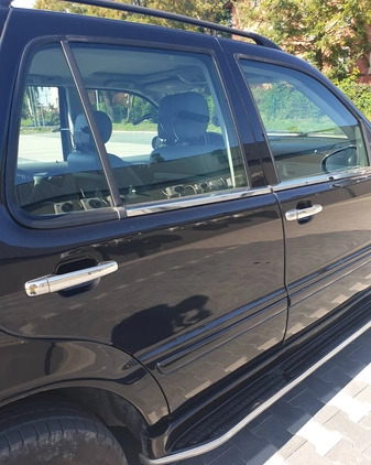 Mercedes-Benz ML cena 26000 przebieg: 160584, rok produkcji 2005 z Sławno małe 277